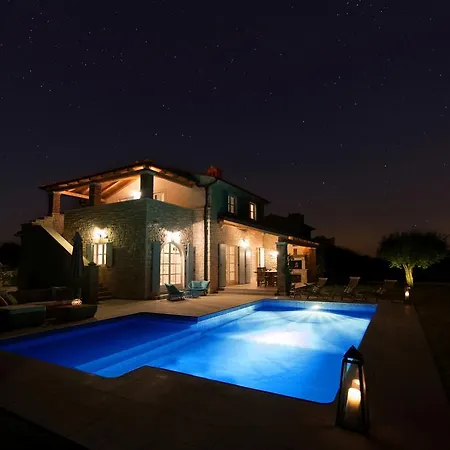 Rajski Dvori Villa Sveti Lovreč Pazenatički