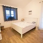 Rajski Dvori Villa