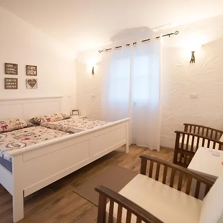Villa Rajski Dvori *